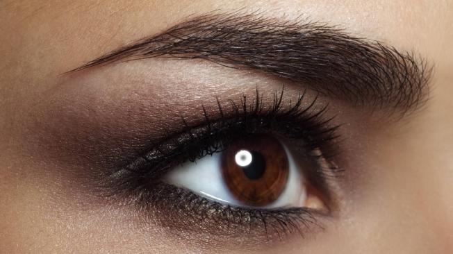 Los ojos marrones los produce un gen llamado OCA2.