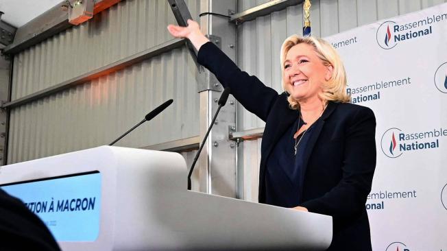 Marine Le Pen tras el triunfo de su partido en las elecciones legislativas de Francia,