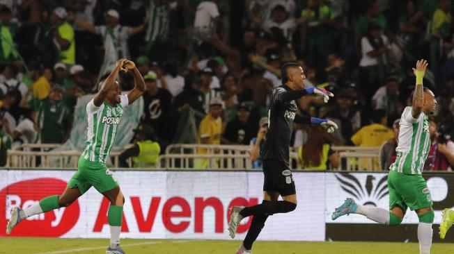 Atlético Nacional enfrenta al Deportes Tolima en la final del fútbol profesional colombiano.