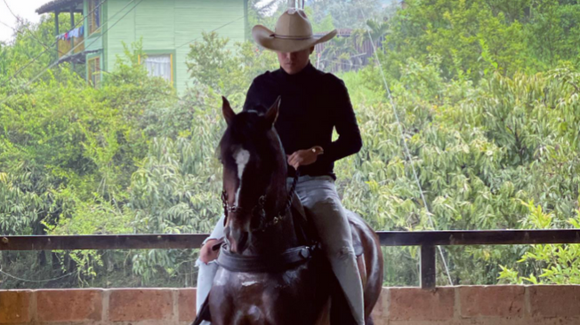 El artista es apasionado por los animales y tiene un criadero de caballos llamado ‘La Cumbre’, ubicado en Antioquia.