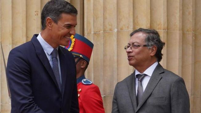 Pedro Sánchez y Gustavo Petro.