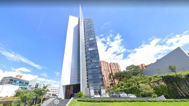 En este edificio, en El Poblado, en Medellín, está la sede de la disquera.
