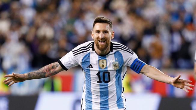Messi celebra otro gol.