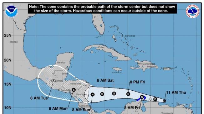 La "potencial" tormenta tropical Trece se formó este jueves en el sureste del Caribe.