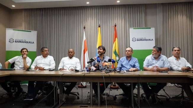 El alcalde de Barranquilla, Jaime Pumarejo, lideró la reunión.