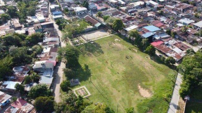 Así lucía el predio que se utilizo la para la construcción del complejo deportivo La Reliquia, en la comuna 10 de Villavicencio.