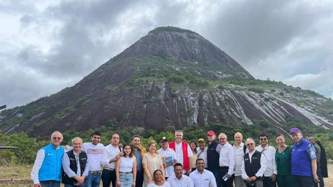 En los Cerros de Mavecure en Inírida- Guainía  el presidente Gustavo Petro sancionó el Plan Nacional de Desarrollo ‘Colombia, Potencia Mundial de la Vida’