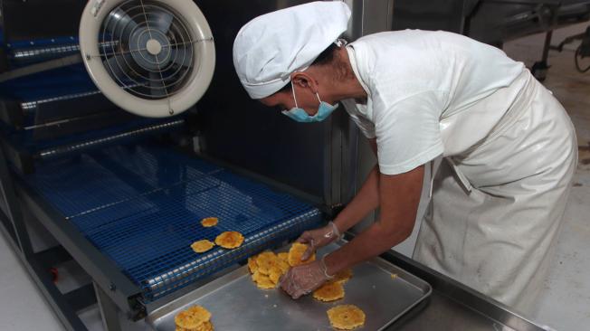 La exitosa historia de Mr. Patacón, fábrica exportadora de patacones en ...