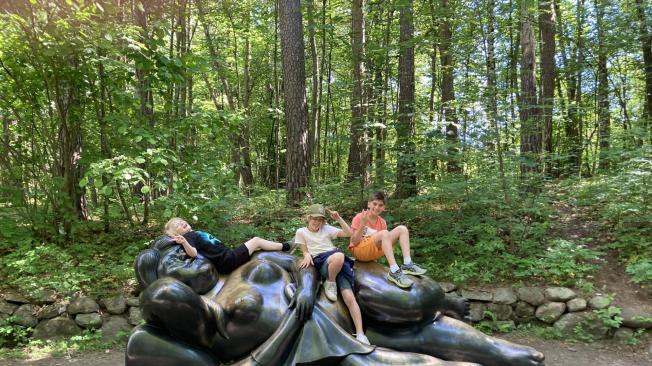 La escultura de Botero en el parque Ekeberg de Oslo, donde hay obras de Dalí y Rodin, entre otros.