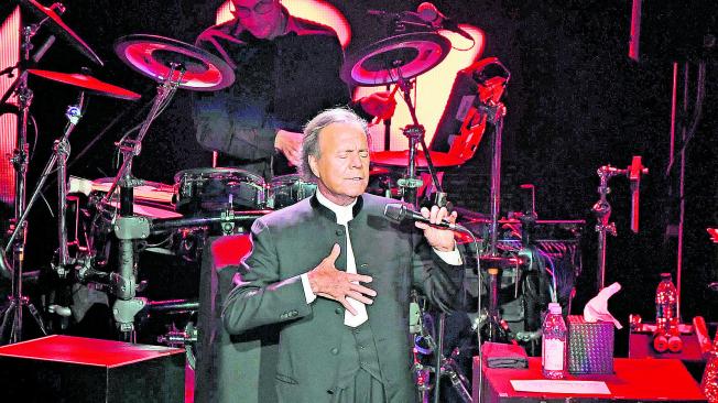 Cantante español Julio Iglesias