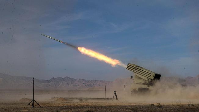 Los misiles iraníes, vistos aquí durante un ejercicio militar, golpearon Pakistán, Irak y Siria en días recientes.
