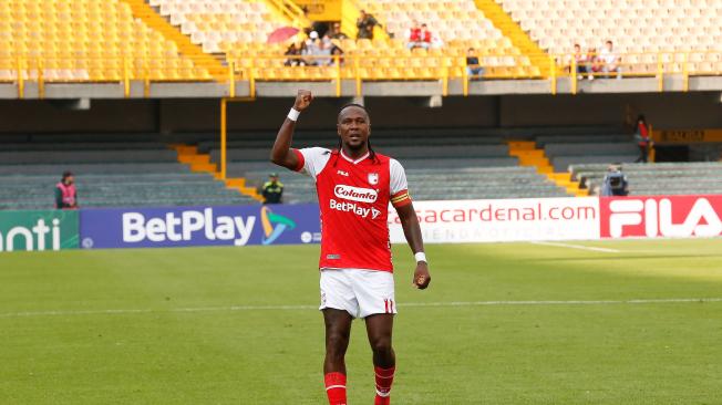 Hugo Rodallega Calienta La Final Bucaramanga Vs. Santa Fe De Liga ...