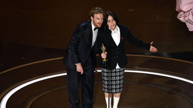 Billie Eilish y Finneas O'Connell se llevaron el Oscar por What Was I Made For?, otra canción de la película Barbie.