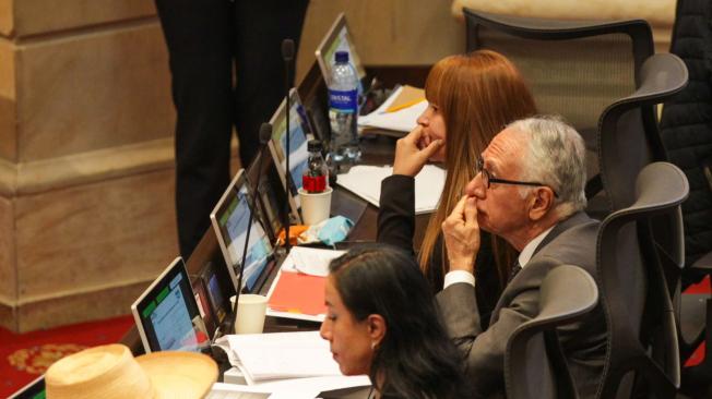 Ministro de Salud, Guillermo Alfonso Jaramillo, en debate de moción de censura