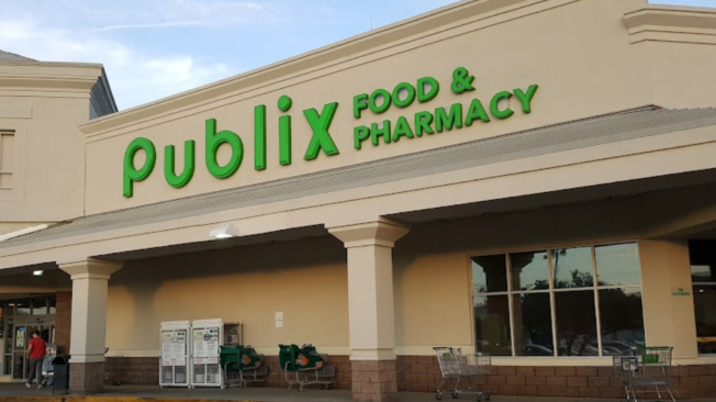 El 15 de agosto pasado también se registró un boleto ganador que fue vendido en el Publix, de Roosevelt Boulevard, en Jacksonville.