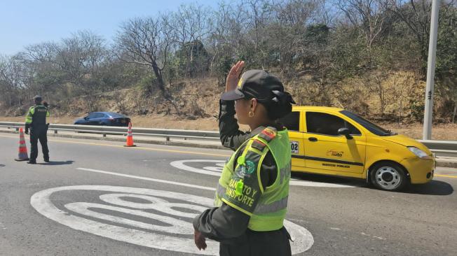 La Policía de Tránsito mantiene siete zonas de control vehicular en Barranquilla.