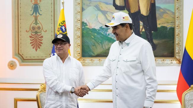 El presidente de Colombia, Gustavo Petro, y el mandatario Venezuela, Nicolás Maduro.