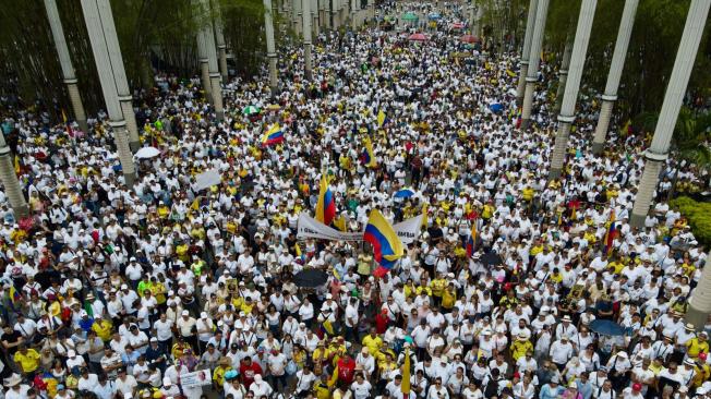Así se ve la marcha en Medellín.