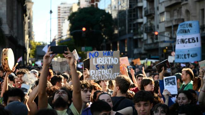 Protestas estudiantiles en Argentina.