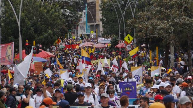 Description: Marchas en Bogotá este 1 de mayo