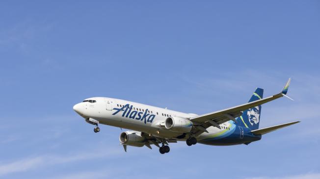 Un Boeing 737-900 de Alaska Airlines, que iba desde  Cincinnati hasta Seattle realizó un aterrizaje de emergencia poco después de despegar.