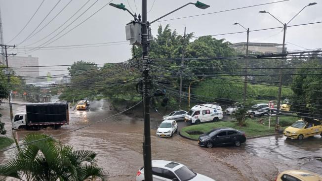 Ciudadanos reportan nuevas inundaciones en Cali