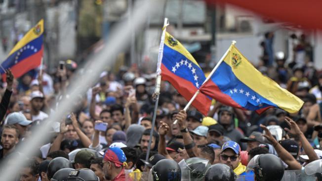 Protestas en Caracas tras los resultados de las elecciones en Venezuela.