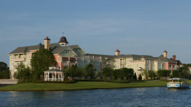 El Saratoga Springs Resort and Spa fue uno de los peores calificados.