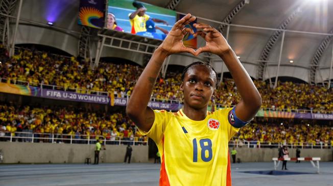 Linda Caicedo celebra su gol a Corea del Sur.