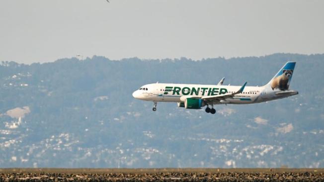 El hecho tuvo lugar en un vuelo de Frontier Airlines.