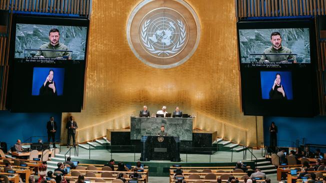 New York (United States), 23/09/2024.- Ukrainian President Volodymyr Zelensky speaks during the 'Summit of the Future' being held in advance of this week'Äôs General Debate of the 79th session of the United Nations General Assembly at United Nations Headquarters in New York, New York, USA, 23 September 2024. (Zelenski, Nueva York) EFE/EPA/OLGA FEDOROVA