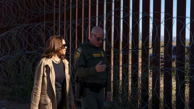 Kamala Harris visita la frontera con México.