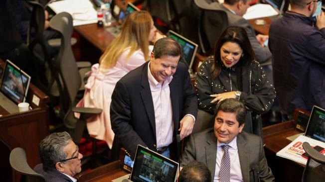 El ministro del Interior, Juan Fernando Cristo, también estuvo en el debate de la reforma laboral.