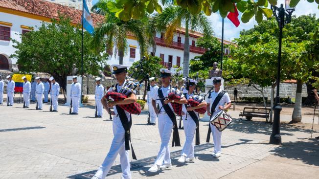 Honores al Almirante Padilla en Cartagena