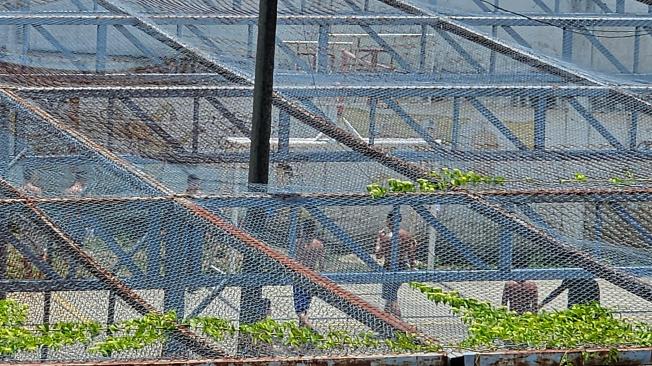 El barrio La Fortaleza, cerca de Villanueva. Al frente está el centro de menores infractores de la ley.