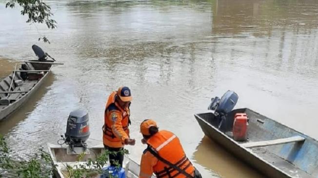 Autoridades durante las labores de búsqueda