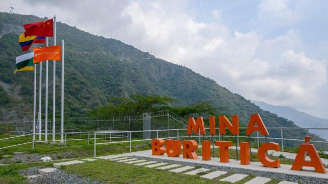 La mina de oro está ubicada en la vereda Higabra del municipio de Buriticá.