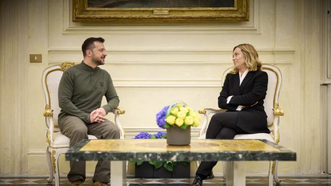 Zelenski también se reunió con la primera ministra de Italia, Giorgia Meloni.