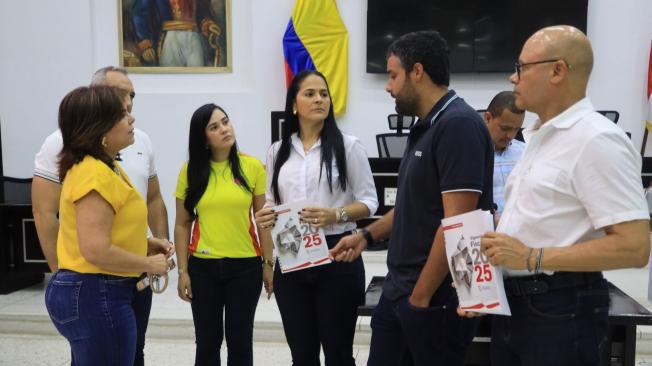 Aspecto del acto en la Asamblea.