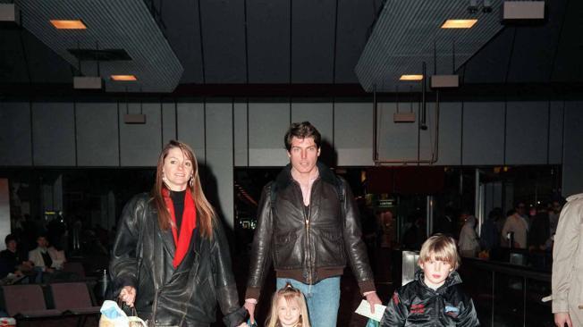 Christopher Reeve Superman Actor December 1986, arriving at London airport with his family