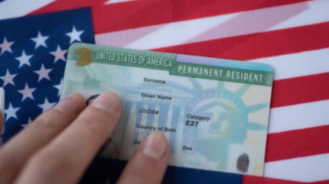 La green card es muy esperada por los migrantes en Estados Unidos