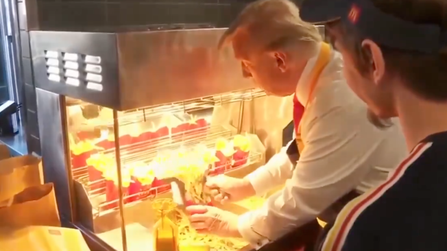 trump trabaaja en mcdonalds