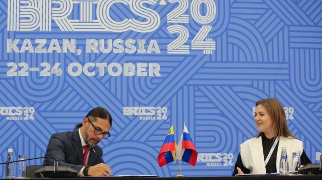 El canal del Estado, VTV, firma alianza con Brics TV