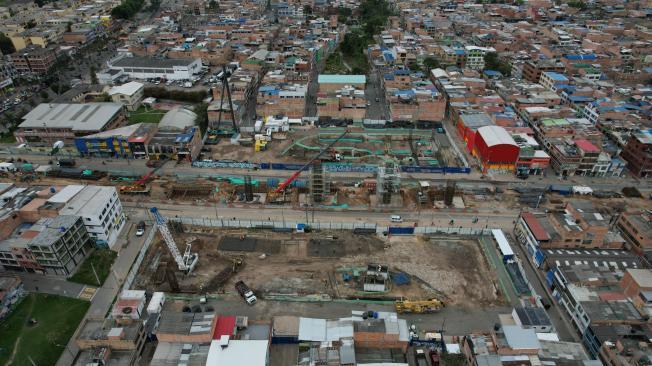 Estación del Metro kr 80 , así van los trabajos en la estación del metro kr 80. Bogotá 28 de octubre del 2024. FOTO MAURICIO MORENO EL TIEMPO @mauriciomorenofoto