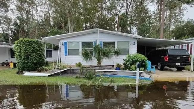 La casa de Rick Shiver luego del huracán Milton, en  Port Orange, Florida.