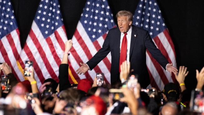 Donald Trump en un acto de campaña en Warren, Michigan.