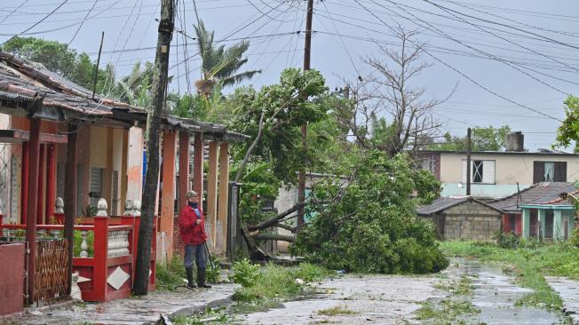 Daños en Cuba por el paso del huracán Rafael.