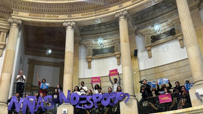 Congreso aprobó proyecto de ley que prohíbe el matrimonio infantil y las uniones tempranas forzadas en Colombia