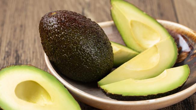 El aguacate es rico en grasas saturadas