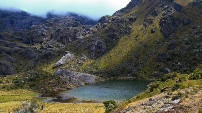 La laguna de Páez hace parte del complejo lagunar del páramo de Santurbán conformado por 57 lagunas entre Santander y Norte de Santander.